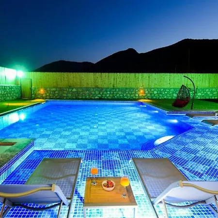Hotel Sade 3 / Kalkan 4*